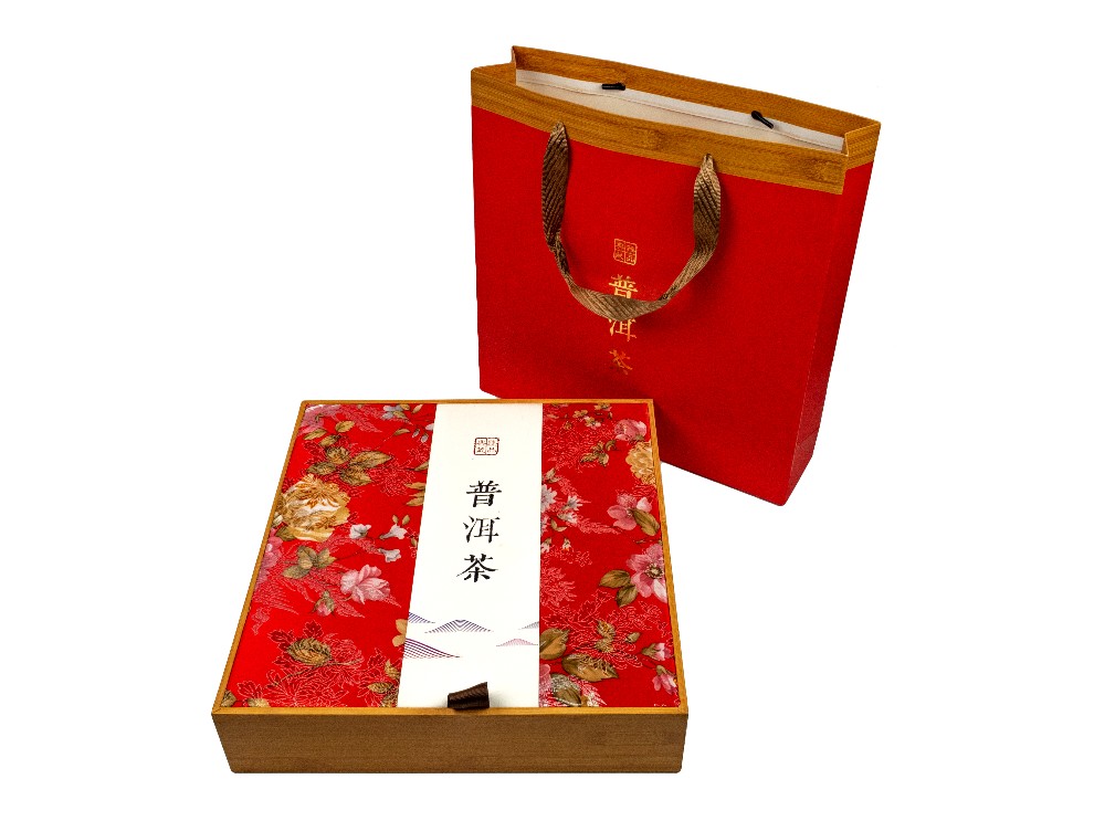 Подарочная коробка для пуэра "Императорский сад" дизайн ткань красная, с пакетом